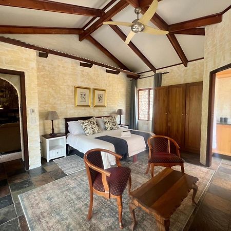 Heysbrook Estate - Luxurious Lodges In A Private Valley Waterval-Onder 외부 사진