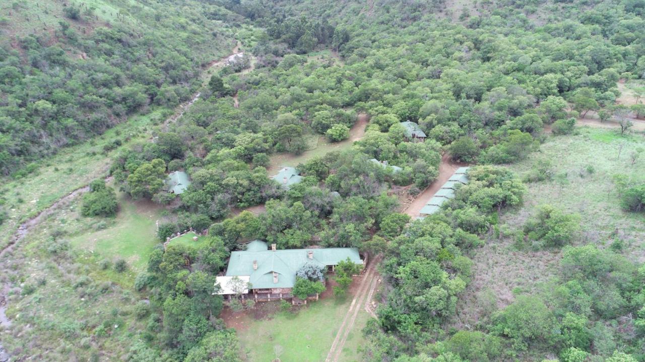 Heysbrook Estate - Luxurious Lodges In A Private Valley Waterval-Onder 외부 사진