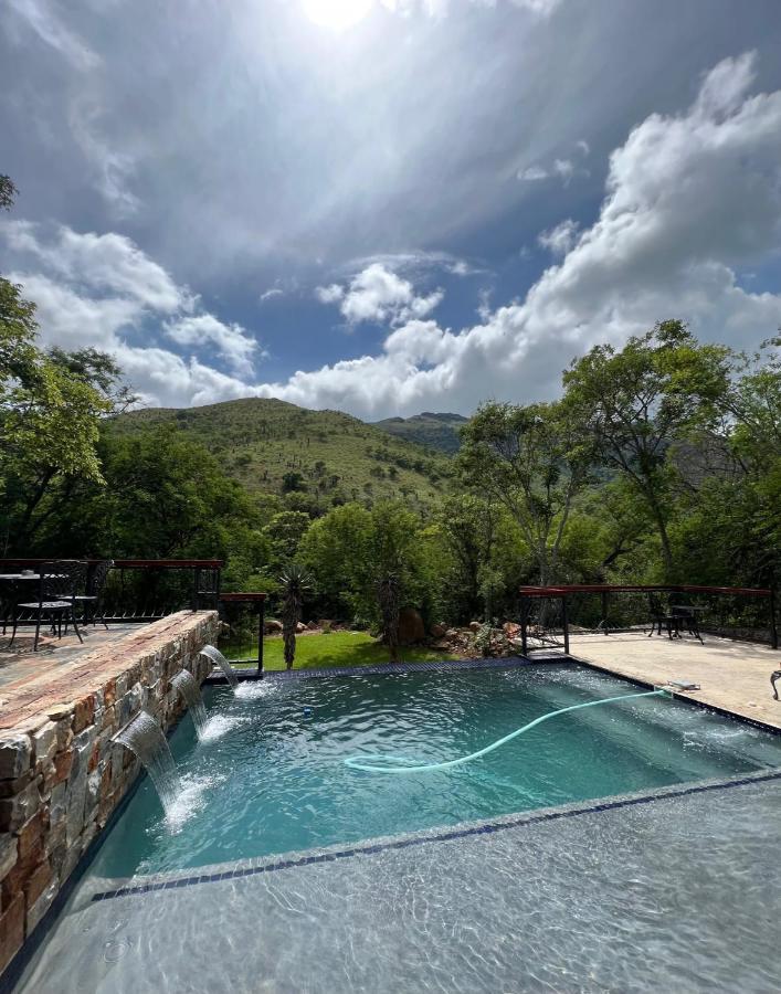 Heysbrook Estate - Luxurious Lodges In A Private Valley Waterval-Onder 외부 사진