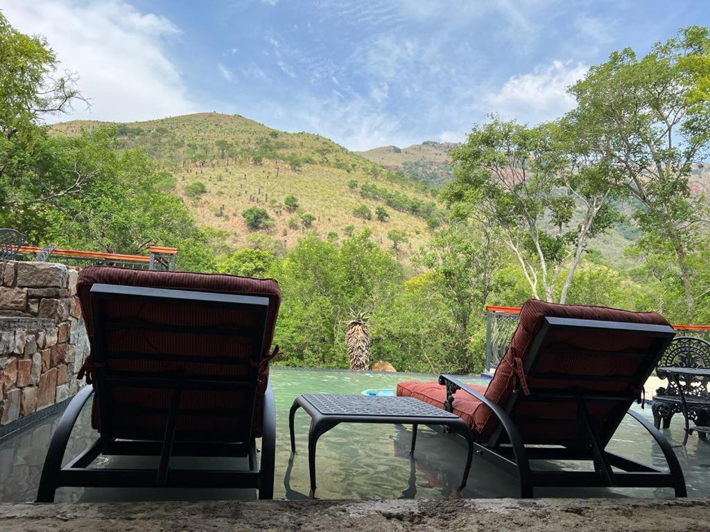 Heysbrook Estate - Luxurious Lodges In A Private Valley Waterval-Onder 외부 사진