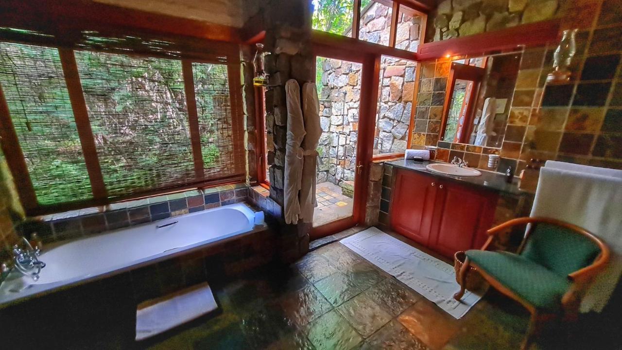 Heysbrook Estate - Luxurious Lodges In A Private Valley Waterval-Onder 외부 사진