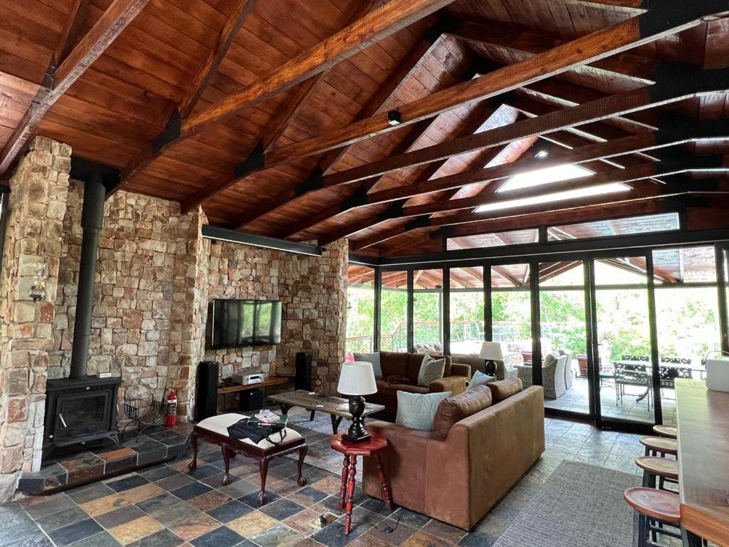 Heysbrook Estate - Luxurious Lodges In A Private Valley Waterval-Onder 외부 사진